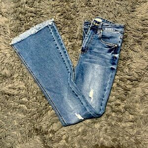 YMI Dream Jeans   Flare/high rise / dream fit / size 3/26
